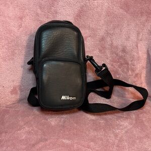 Nikon Men's Black Belt Bag Camera Bag